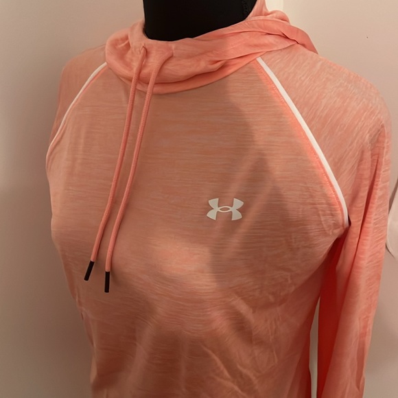 Pink under armor thin hoodie - Picture 3 of 8